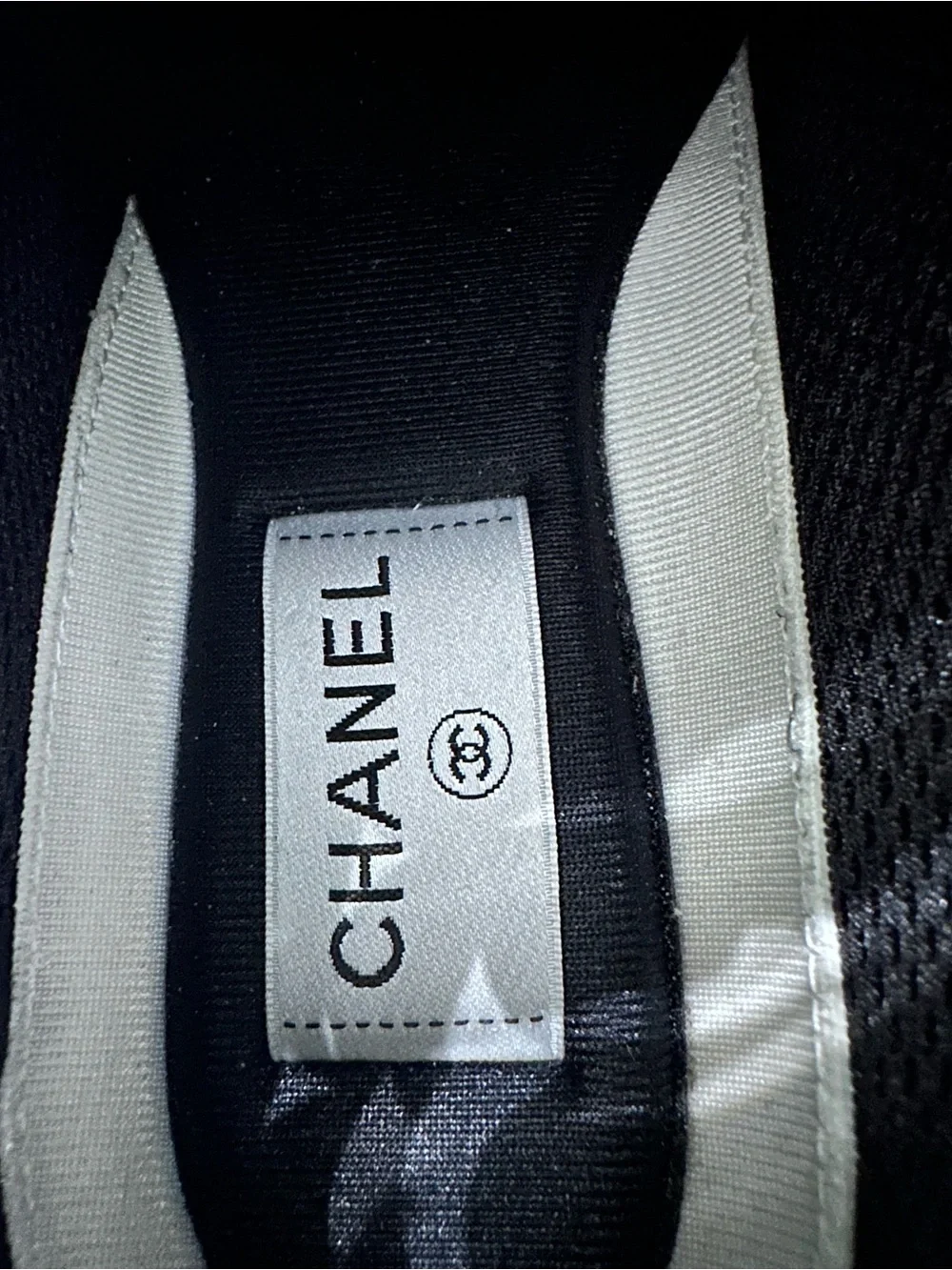 CHANEL White and Black CC Logo Runner Sneakers - Suede accents, 100% authentic
